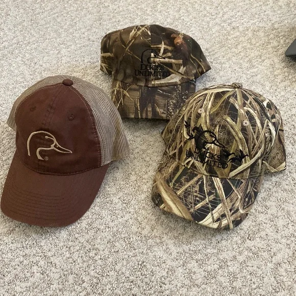 Ducks Unlimited Accessories Set Of Ducks Unlimited Hats